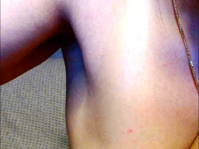 Natali3855, en vivo ahora en BongaCams
