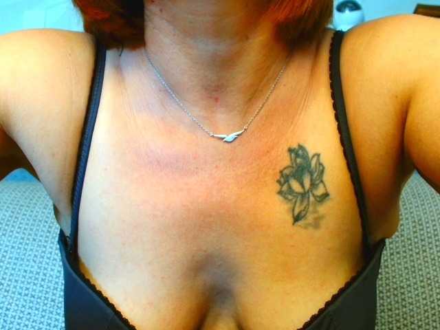 Natali3855 live cam on BongaCams