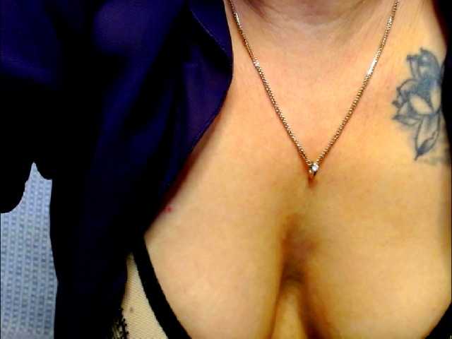 Natali3855, en vivo ahora en BongaCams