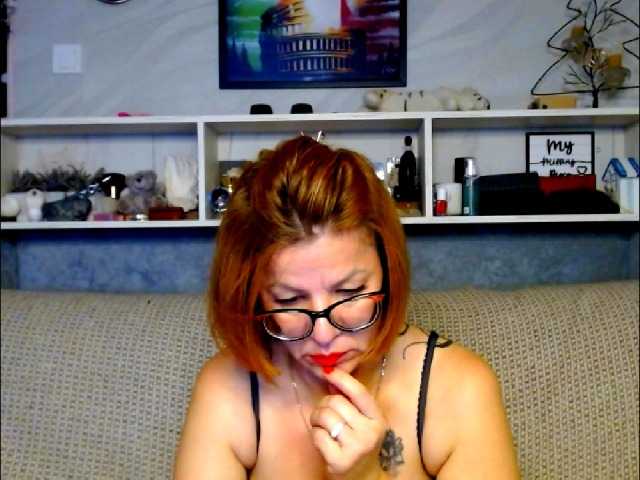 Natali3855 live cam on BongaCams