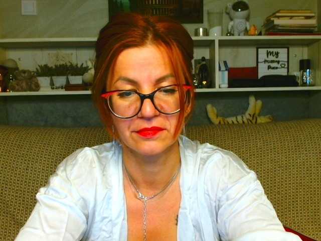 Natali3855 live cam on BongaCams