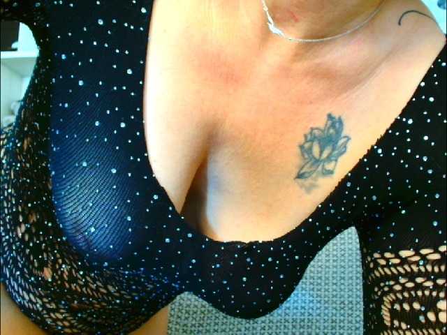Natali3855 live cam on BongaCams