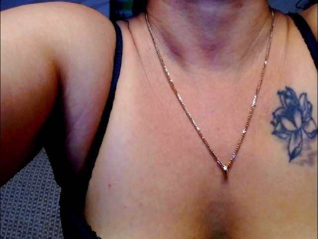 Natali3855 live cam on BongaCams