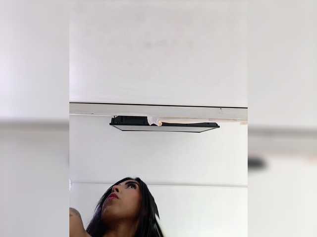 MaiaWatson live cam on BongaCams