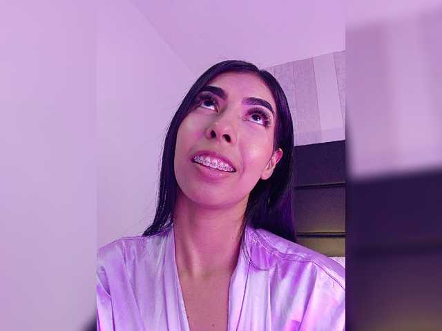 MaiaWatson live cam on BongaCams