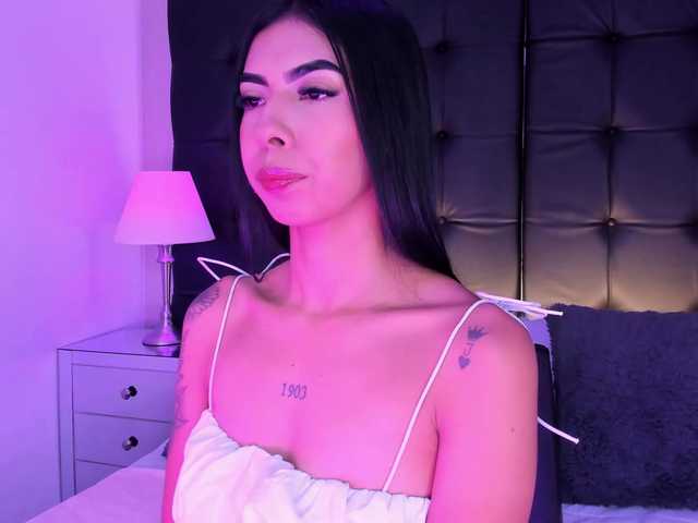 MaiaWatson live cam on BongaCams