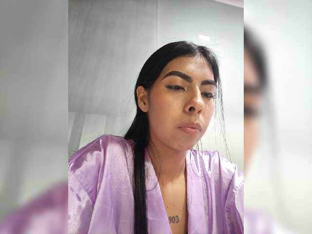 MaiaWatson's BongaCams show and profile