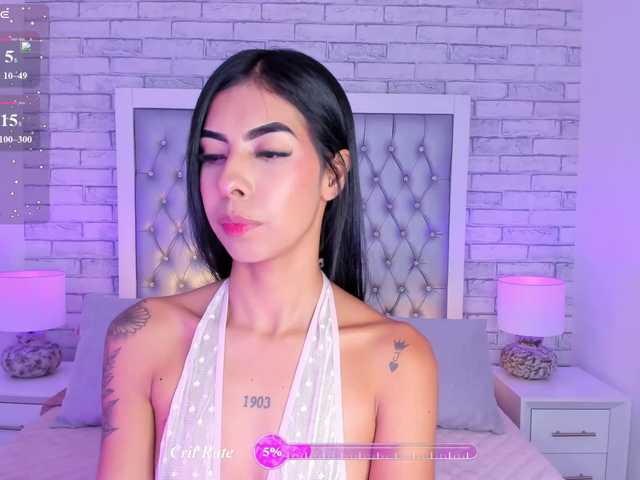 MaiaWatson live cam on BongaCams