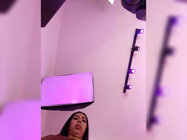 MaiaWatson live cam on BongaCams