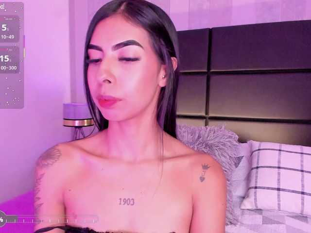 MaiaWatson live cam on BongaCams