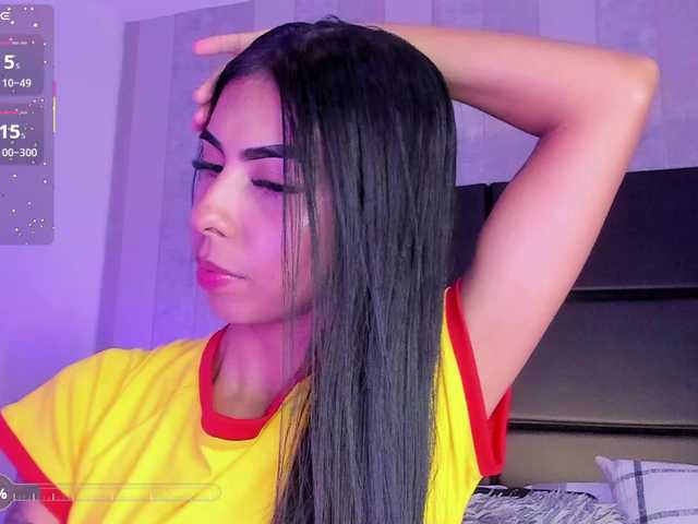 MaiaWatson live cam on BongaCams