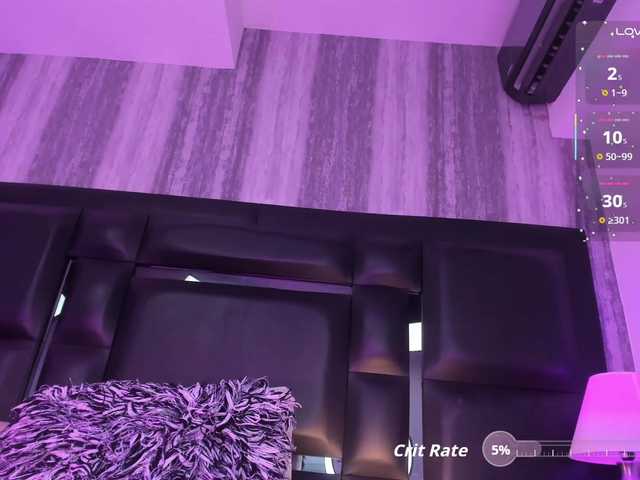 MaiaWatson live cam