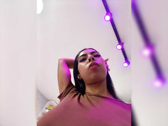 MaiaWatson live cam on BongaCams