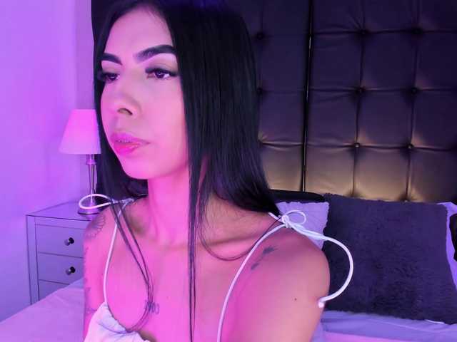 MaiaWatson live cam on BongaCams