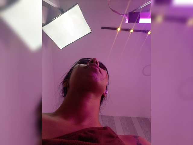 MaiaWatson live cam on BongaCams