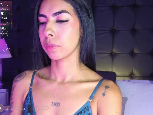MaiaWatson live cam on BongaCams