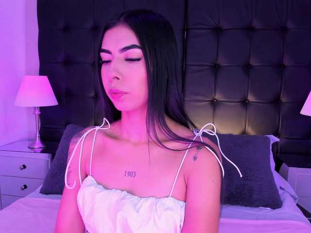 MaiaWatson live cam on BongaCams
