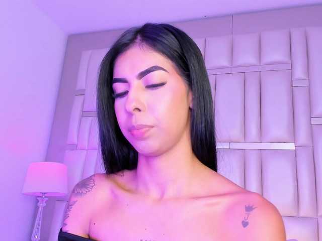 MaiaWatson live cam on BongaCams