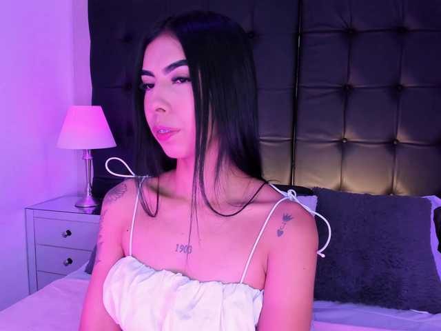 MaiaWatson live cam on BongaCams