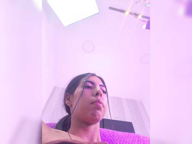 MaiaWatson live cam on BongaCams