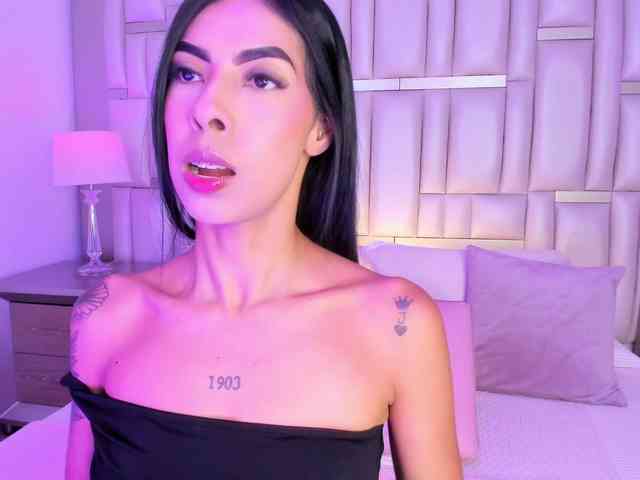MaiaWatson webcam