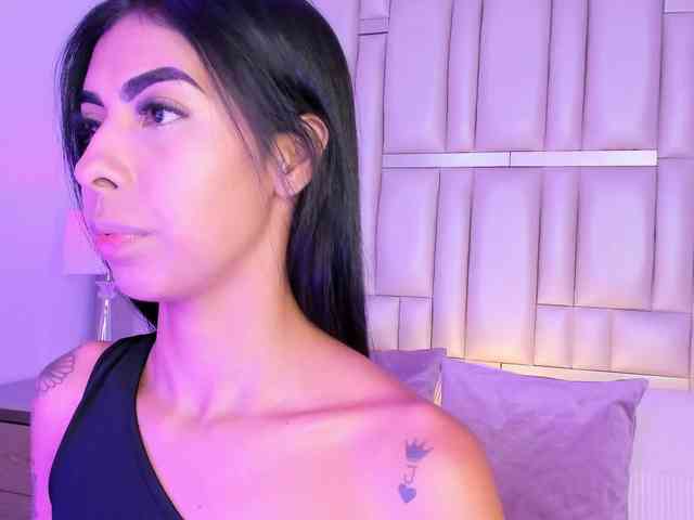 MaiaWatson webcam