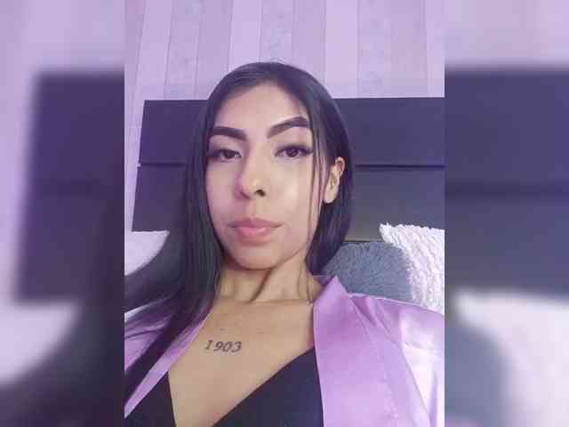 MaiaWatson webcam