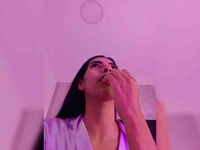 MaiaWatson webcam