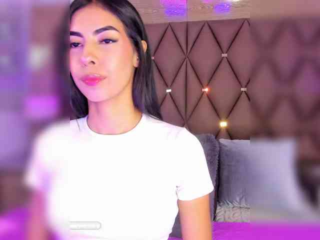 MaiaWatson webcam