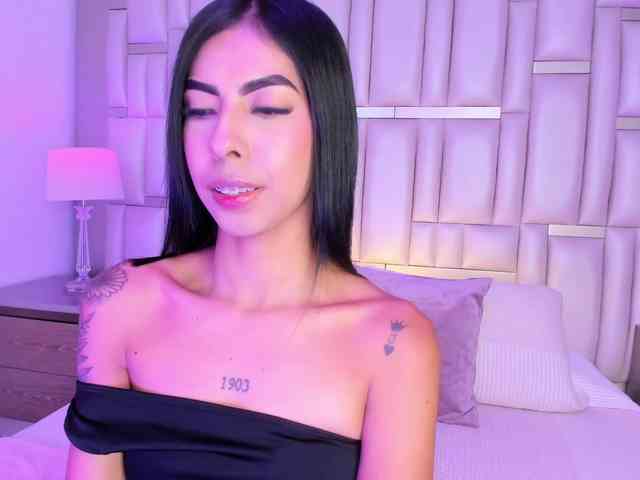 MaiaWatson webcam
