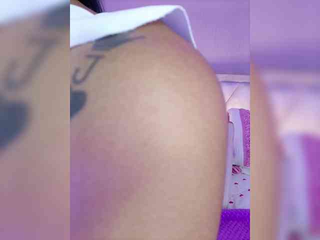 MaiaWatson webcam