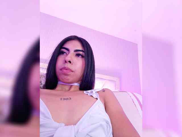 MaiaWatson webcam