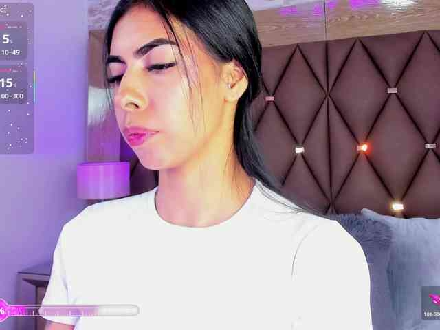 MaiaWatson webcam