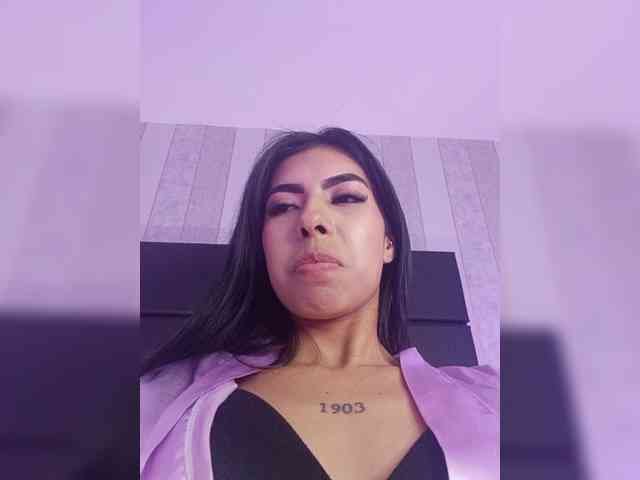 MaiaWatson webcam