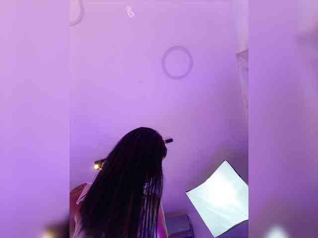 MaiaWatson webcam