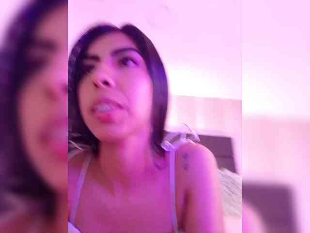MaiaWatson webcam