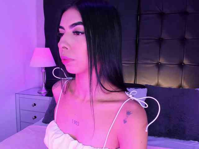 MaiaWatson webcam