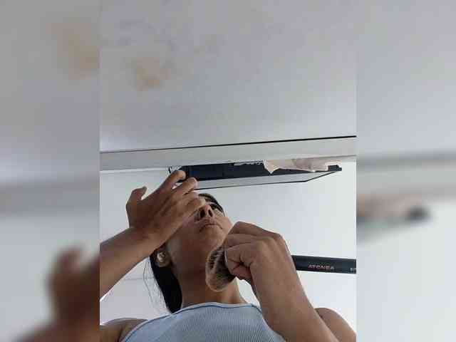 MaiaWatson webcam