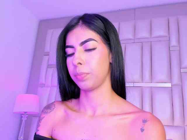 MaiaWatson webcam