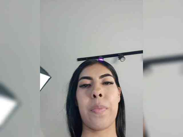 MaiaWatson webcam