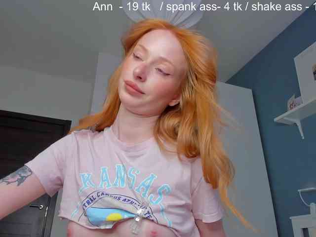 SquirtPrincess webcam