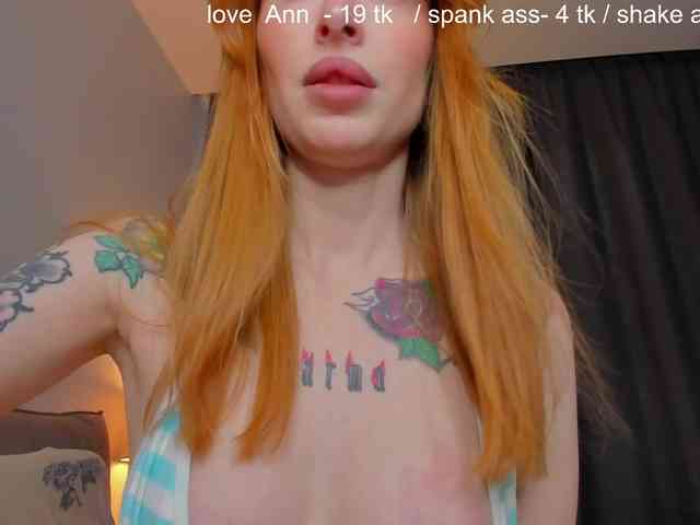 SquirtPrincess webcam