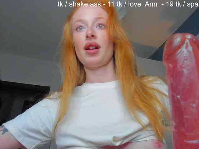 SquirtPrincess webcam