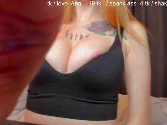 SquirtPrincess webcam