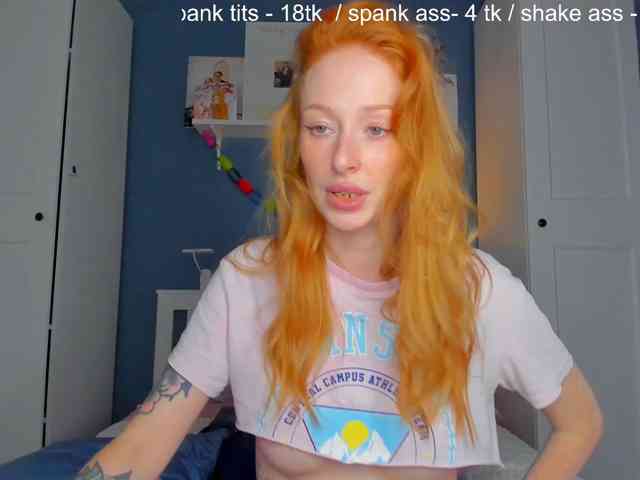 SquirtPrincess webcam