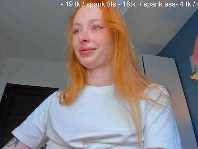 SquirtPrincess webcam