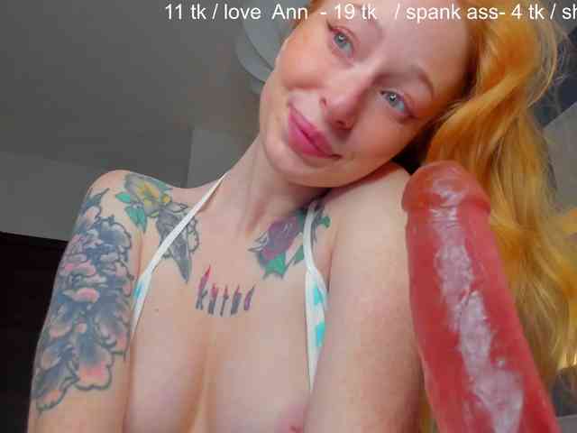 SquirtPrincess webcam