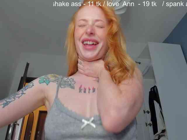 SquirtPrincess webcam