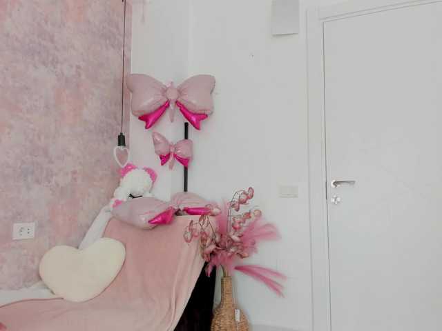 Sex chat gratuit in direct cu Erikabeee1 pe BongaCams