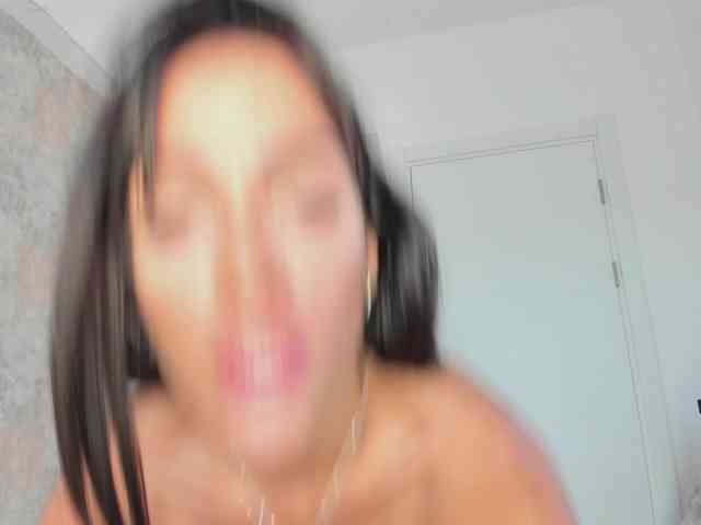 Erikabeee1 webcam